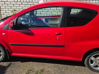 2010 Peugeot 107 I Рестайлинг, красный, 365000 рублей, вид 4