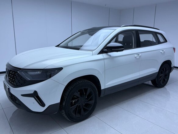 2022 Jetta VS7 I Рестайлинг 1, белый, 1520007 рублей - вид 1
