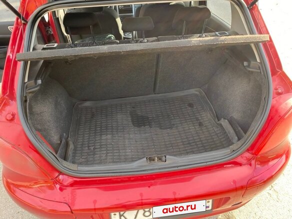 2004 Peugeot 307 I, красный, 300000 рублей - вид 13