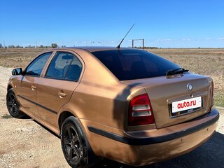 2001 Skoda Octavia I (A4) Рестайлинг, бежевый, 490000 рублей, вид 4