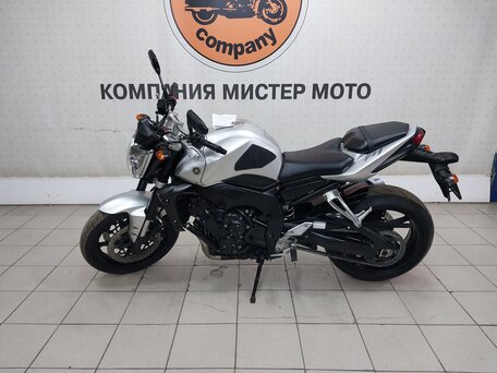 2008 Yamaha FZ1, серый, 499000 рублей, вид 2
