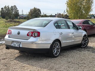2007 Volkswagen Passat B6, серебристый, 980000 рублей, вид 5