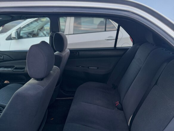 2004 Mitsubishi Lancer IX, серебристый, 280000 рублей - вид 8