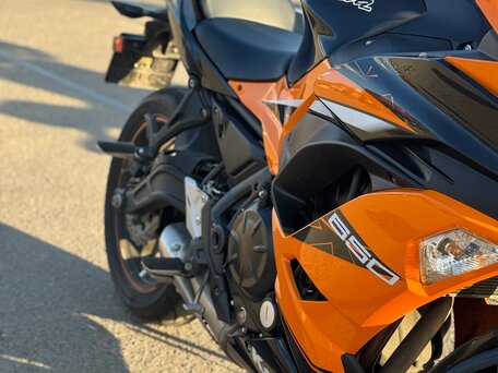 2019 Kawasaki ER-6F (Ninja 650R), оранжевый, 700000 рублей, вид 2
