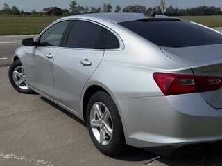 2020 Chevrolet Malibu IX Рестайлинг, серебристый, 1790000 рублей, вид 5