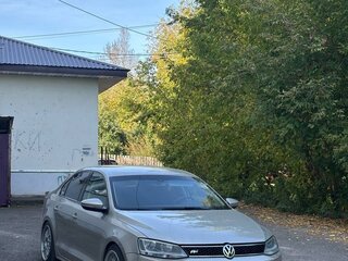 2012 Volkswagen Jetta VI, бежевый, 895000 рублей, вид 1