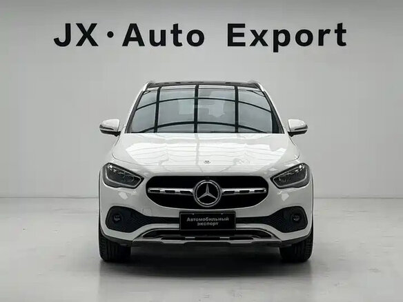 2022 Mercedes-Benz GLA 180 II (H247), белый, 1977000 рублей - вид 2