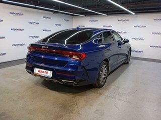 2021 Kia K5 III, синий, 2032000 рублей, вид 3