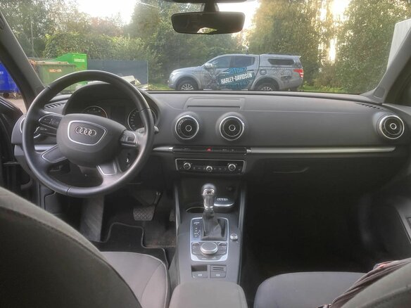 2015 Audi A3 III (8V), серый, 2200000 рублей - вид 9