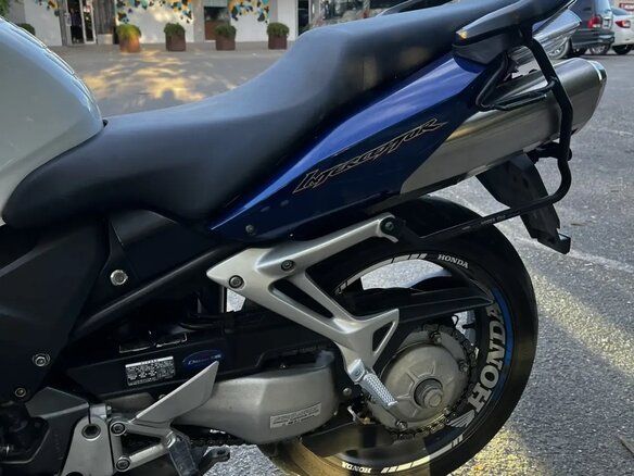 2006 Honda VFR 800, синий, 500000 рублей - вид 5