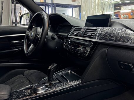 2017 BMW 3 серии 320d VI (F3x) Рестайлинг, чёрный, 2030000 рублей, вид 4