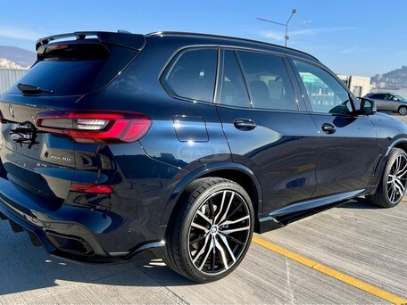 2021 BMW X5 40i IV (G05/G18), синий, 6100000 рублей, вид 3
