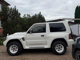 1997 Mitsubishi Pajero II Рестайлинг, белый, 1650000 рублей, вид 5
