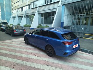 2020 Kia Ceed III, синий, 1565000 рублей, вид 4