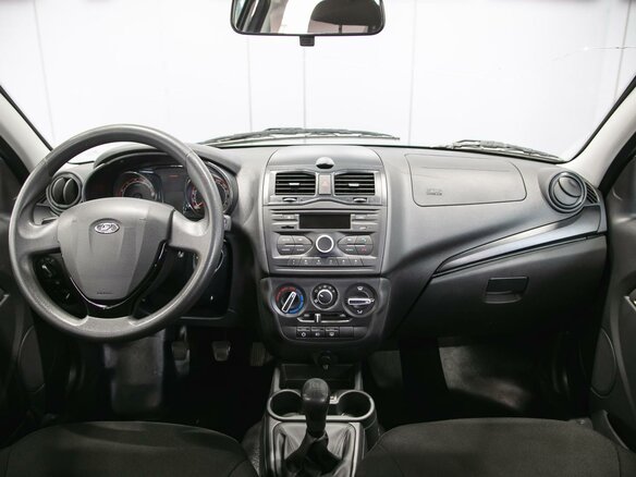 2023 Lada (ВАЗ) Granta Cross I Рестайлинг, белый, 830000 рублей - вид 12