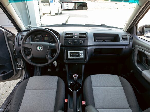 2008 Skoda Fabia II, серый, 795000 рублей - вид 17