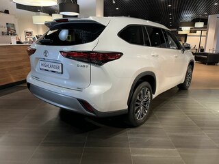 2026 Toyota Highlander IV (XU70), белый, 5450000 рублей, вид 5