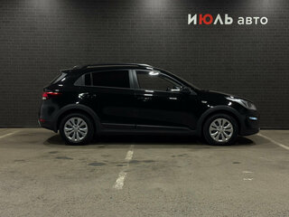 2017 Kia Rio X-Line IV, чёрный, 1399000 рублей, вид 4