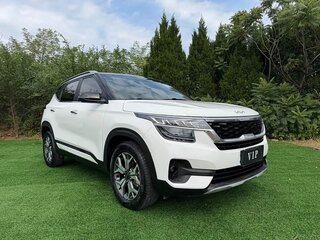 2022 Kia KX3, белый, 1401777 рублей, вид 3