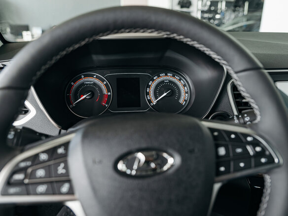 2026 Lada (ВАЗ) Vesta SW Cross I Рестайлинг (NG), серый - вид 21