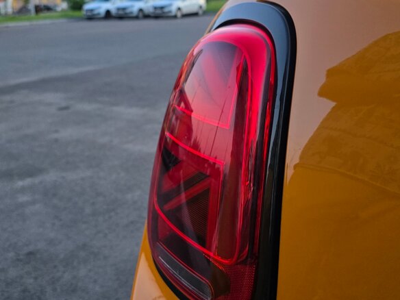 2016 Mini Hatch Cooper S III (F55/F56), оранжевый - вид 15