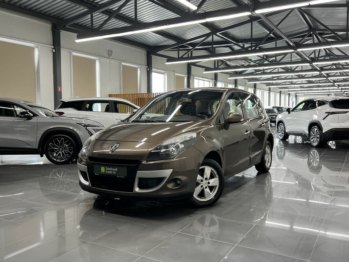 Открыть фотографии: Renault Scenic III
