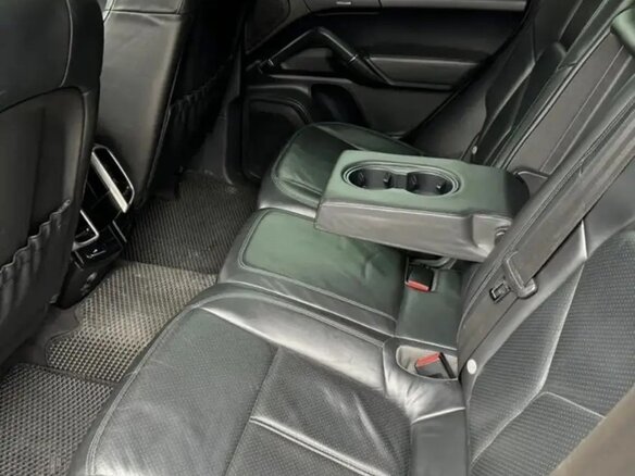 2010 Porsche Cayenne S II (958), серый, 1300000 рублей - вид 16