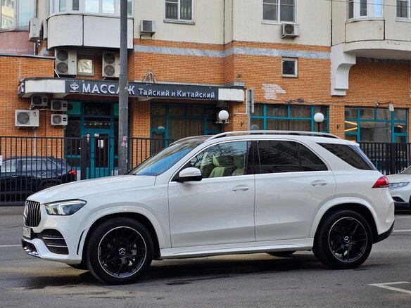 2021 Mercedes-Benz GLE 300 d II (V167), белый, 6555000 рублей - вид 1