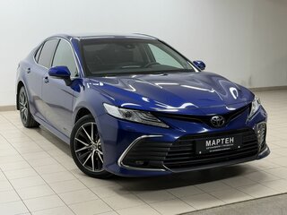 2022 Toyota Camry VIII (XV70) Рестайлинг, синий, 3055000 рублей, вид 3