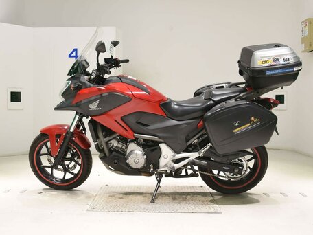 2013 Honda NC 700X, красный, 527000 рублей, вид 1