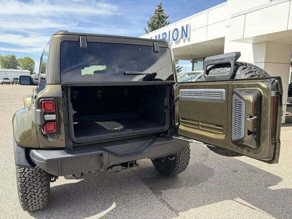 2026 Ford Bronco Raptor VI, зелёный, 15200000 рублей - вид 7