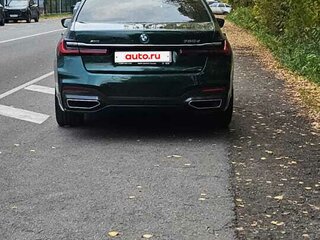 2019 BMW 7 серии 750d xDrive VI (G11/G12) Рестайлинг, зелёный, 7500000 рублей, вид 4