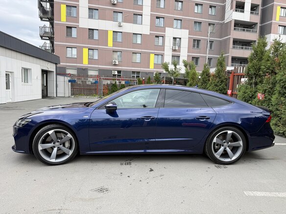 2020 Audi A7 55 TFSI II (4K), синий, 5660000 рублей - вид 7