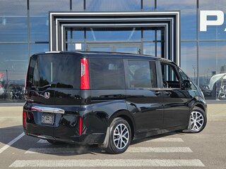 2018 Honda Stepwgn V Рестайлинг, чёрный, 1995000 рублей, вид 4