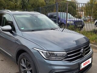 2022 Volkswagen Tiguan Allspace II Рестайлинг, серый, 3000000 рублей, вид 2