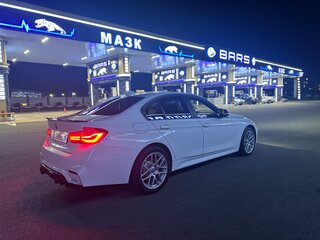 2015 BMW 3 серии 320i VI (F3x) Рестайлинг, белый, 2250000 рублей, вид 3