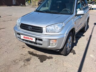 2001 Toyota RAV4 II (XA20), серебристый, 750000 рублей, вид 1