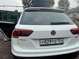 2019 Volkswagen Tiguan II, белый, 2500000 рублей, вид 3