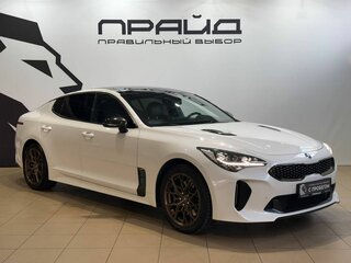 2018 Kia Stinger I, белый, 2779900 рублей, вид 3