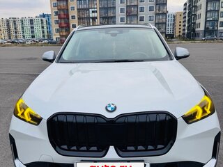2023 BMW X1 Long 20Li sDrive III (U11/U12), белый, 4830000 рублей, вид 3