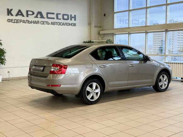 2015 Skoda Octavia III (A7), бежевый, 1475000 рублей - вид 1