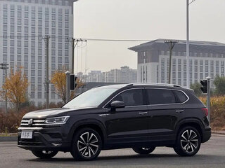 2022 Volkswagen Tharu I, чёрный, 1645018 рублей, вид 1