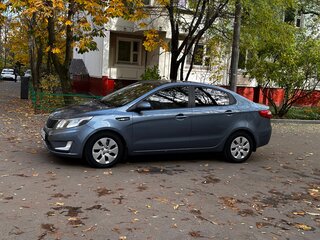 2012 Kia Rio 5-speed III, голубой, 695000 рублей, вид 4