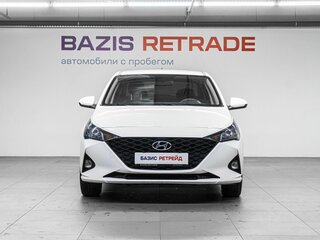 2021 Hyundai Solaris II Рестайлинг, белый, 1200000 рублей, вид 2