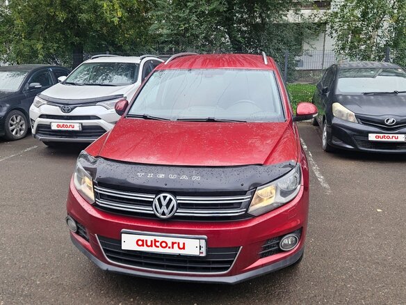 2012 Volkswagen Tiguan I Рестайлинг, красный, 1475000 рублей