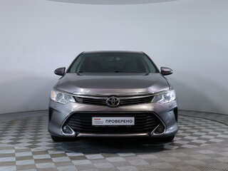 2015 Toyota Camry VII (XV50) Рестайлинг, серый, 1890000 рублей, вид 2