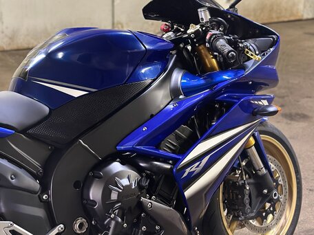 2007 Yamaha YZF-R1, синий, 760000 рублей, вид 4