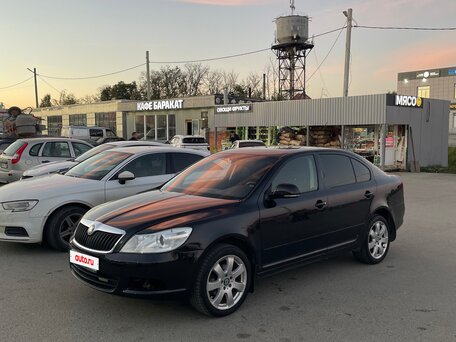 2010 Skoda Octavia II (A5) Рестайлинг, чёрный, 499000 рублей, вид 2