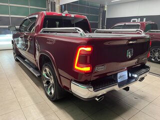 2022 Ram 1500 Crew Cab V, красный, 8000000 рублей, вид 4