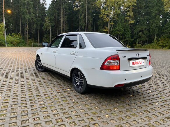 2014 Lada (ВАЗ) Priora I Рестайлинг, белый, 650000 рублей - вид 5